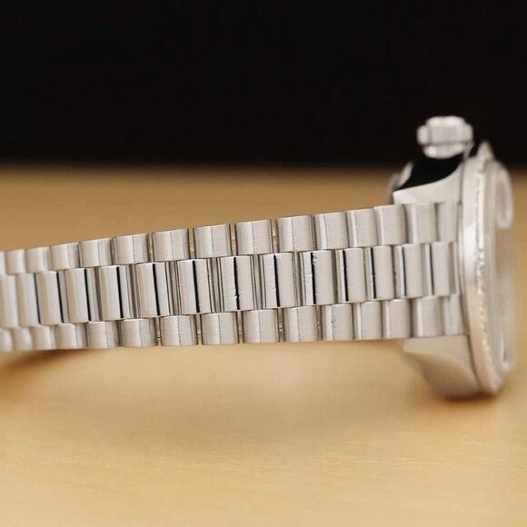 ROLEX LADIES DATEJUST SILVER FACTORY DIAMOND PLATINUM PRESIDENT WATCH - Picture 8 of 9
